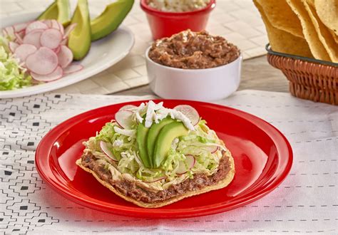 Tostadas De Frijoles