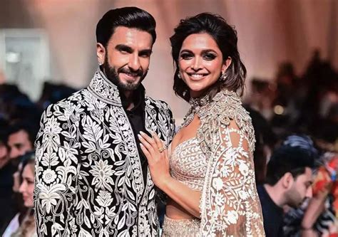 Deepika Padukone Ranveer Singh Ringing In Their 5th Wedding