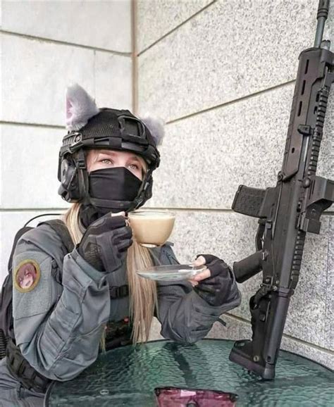 Hot Girls With Guns 3 KLYKER