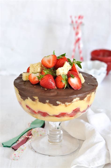 Trifle De Natillas Y Fresas