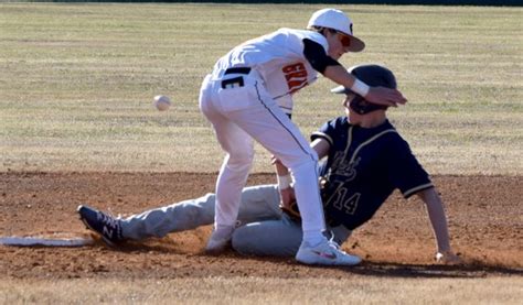 Gravette Lions Win One Lose One Westside Eagle Observer