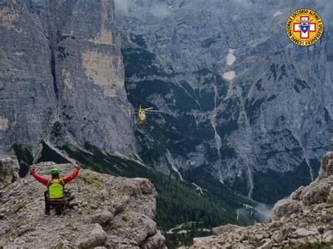 Alpinista lombardo 27enne muore sul monte Civetta è precipitato