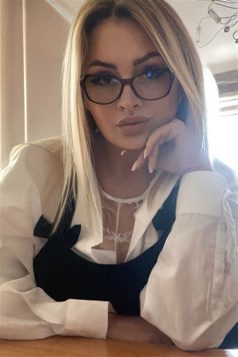 Wonderful Anna Y O From Kharkov With Blonde Hair Id Ladadate