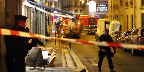 Attaque Au Couteau à Paris Lassaillant Fait Un Mort Et Quatre Blessés