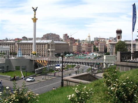 Le parlement ukrainien interdit l Eglise liée au Patriarcat de Moscou