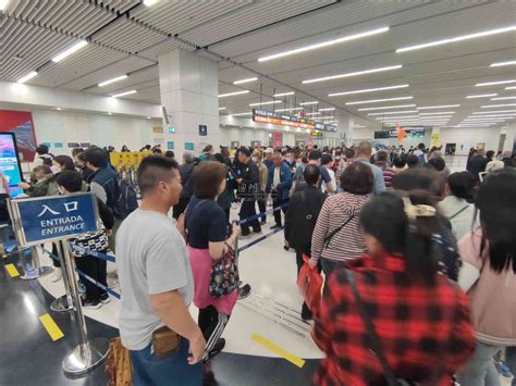 【至晚9時】近七萬五千旅客入境 澳門日報 今日時事 Cyberctm澳門no1人氣社區