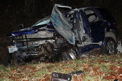 One Dies In Wednesday Night Crash Local News Crossville