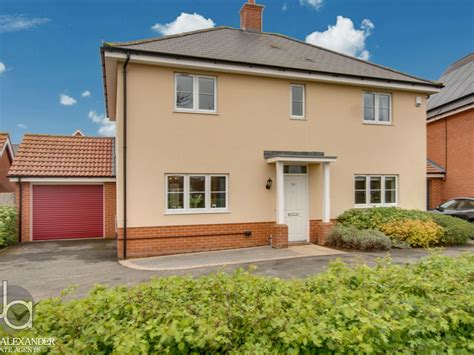 4 Bed Detached House For Sale In Nayland Road Chesterwell Colchester