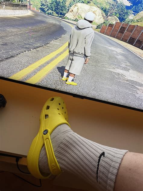 Gta 5 Finally Added Crocs Never Felt So Comfortable In A Game Rcrocs