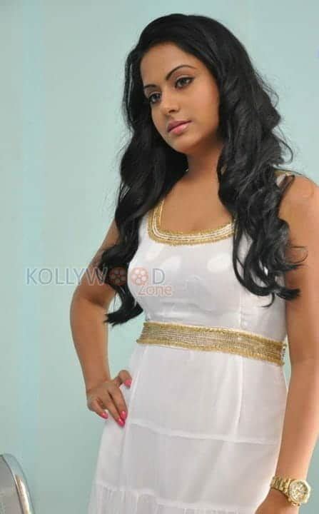 Rachana Maurya Hot Photos Kollywood Zone