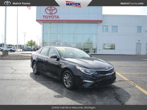 Pre Owned 2019 Kia Optima LX 4D Sedan Near Mt Clemens MI X3445