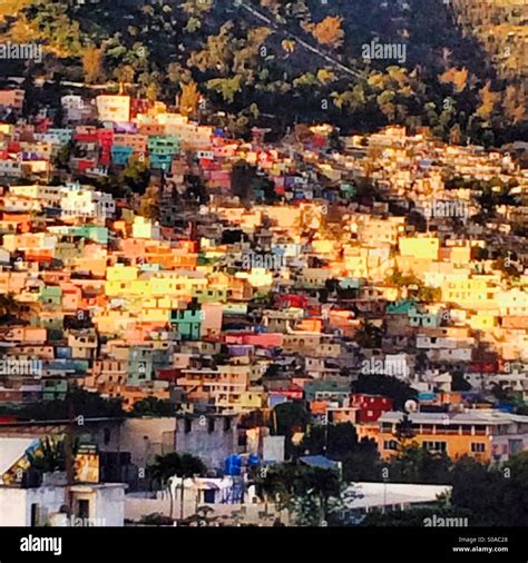 Quartier De Jalousie De Port Au Prince Haïti Photo Stock Alamy