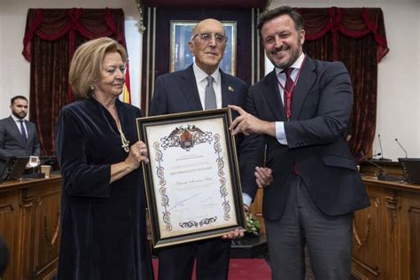 El Arquitecto Antonio Serrano Bru Ya Es Hijo Predilecto De Elche