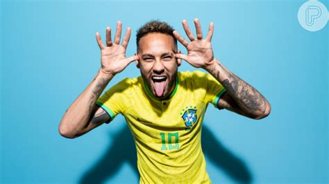 Neymar ostenta relógio milionário em Ibiza ignora multa de R 16