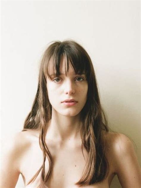 Épinglé Sur Stacy Martin