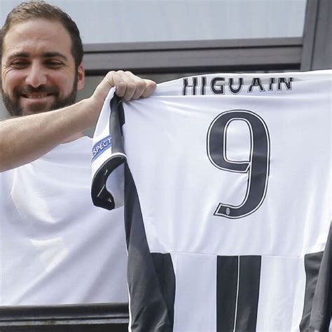 Gonzalo Higuain Can Fill Paul Pogba S Boots At Juventus Marco