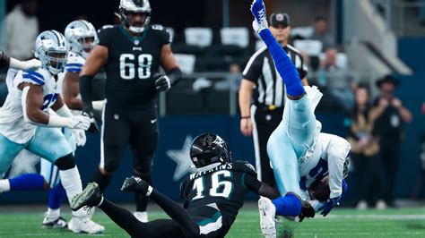 Cowboys thwart turnover-prone Eagles' bid for NFC East, No. 1 seed