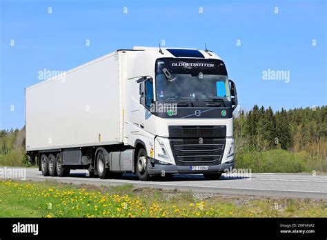 Volvo Fh Truck Hi Res Stock Photography And Images Alamy