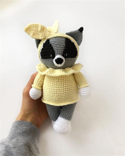 Amigurumi Raccoon Free Pattern Amigurumitoys Myeatbook