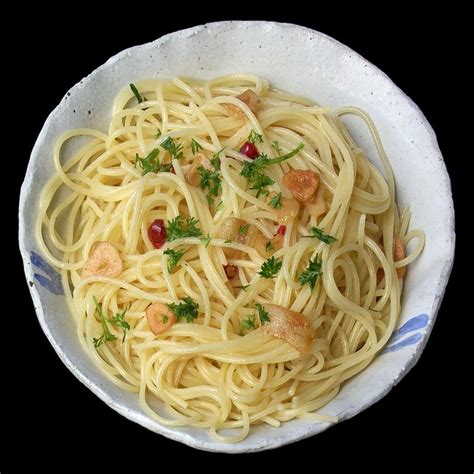 Spaghetti Aglio E Olio Un Piatto Tradizionale Campano Tipico Della