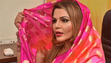 Rakhi Sawant Detained By Mumbai Police Know Why Odishabytes