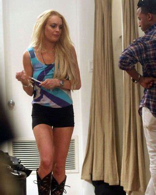 Lindsay Lohan Exposing Her Nice Big Tits And See Thru Top Paparazzi Pictures Porn Pictures XXX