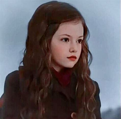 Pin By Miranda Lusane On Breaking Dawn Twilight Renesmee Disney