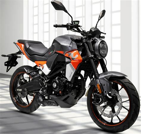 Motocykl Barton Naked C T Bardzo Wysoka Jako C Wykonania Transport