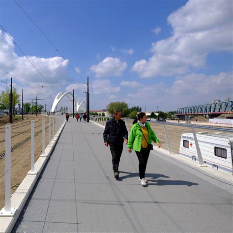 Fotos neue Tram zwischen Kehl und Straßburg Straßenbahn Brücken