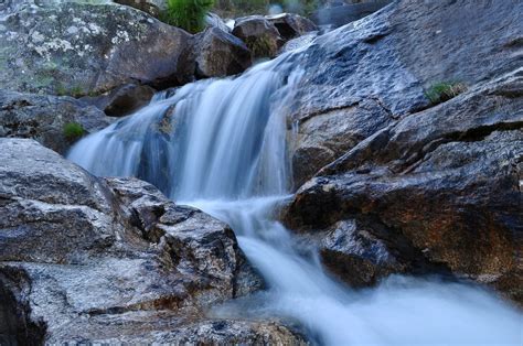 Bildet landskap natur stein foss villmark fjell elv strøm