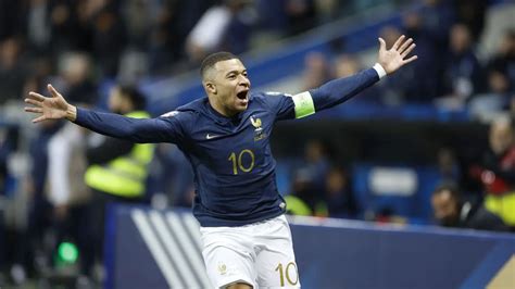 Unbelievable Kylian Mbappé makes history with an incredible number of