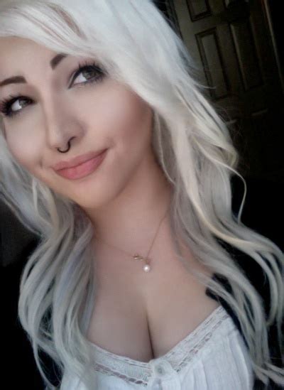 What color eyebrows go with platinum hair? : r/Hair