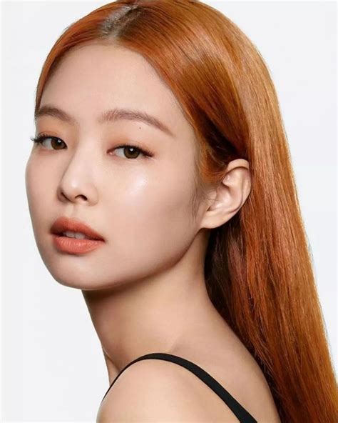 Pin By Maecsha On K Short Hair Glasses Orange Hair Blackpink Jennie