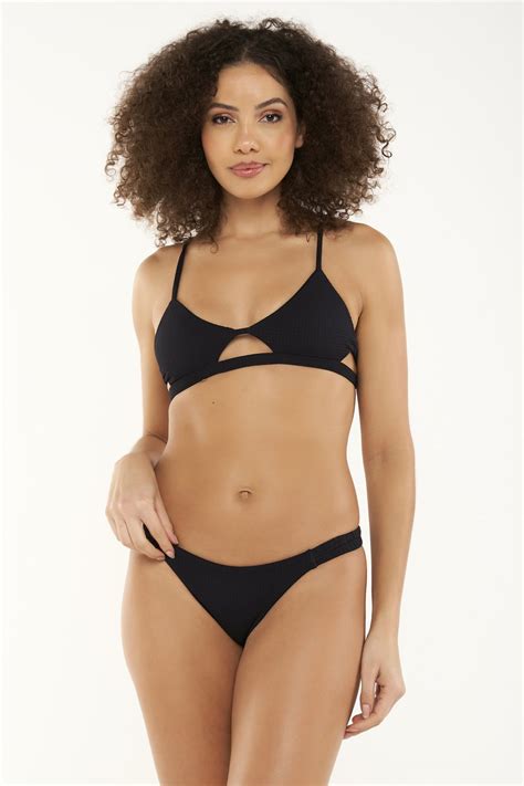 Calcinha De Biqu Ni Lateral Franzida Preto Noronha Ilha Bikini