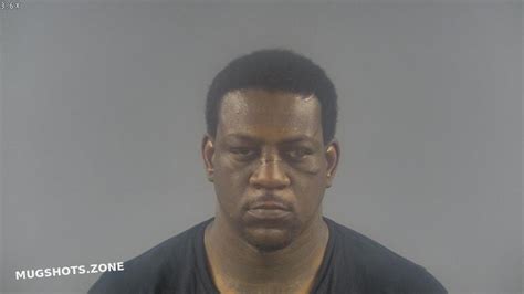 GILBERT DEONDRE ANTON 08 22 2023 Warren County Mugshots Zone