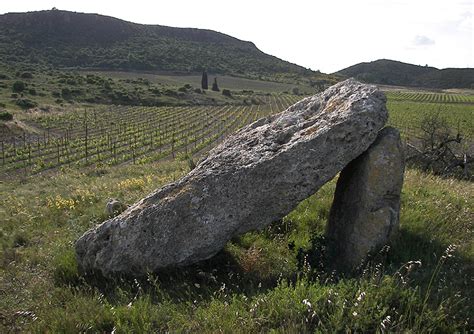 A dolmen with no history | Dolmens Lost and Found