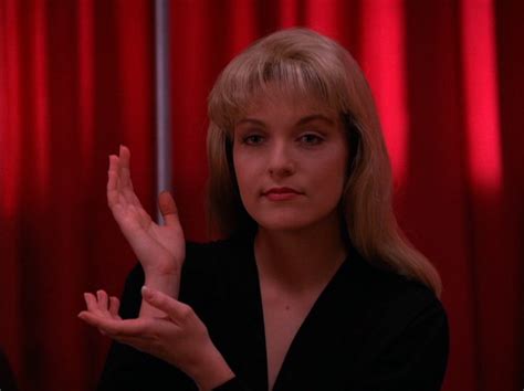 How Showtime Got David Lynch To Reboot Twin Peaks With Sheryl Lee