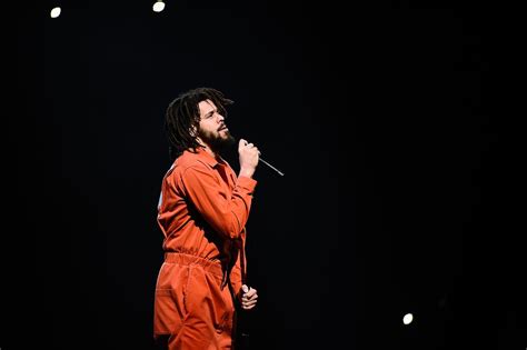 Watch J. Cole Perform “Photograph” in Lagos, Nigeria | HWING