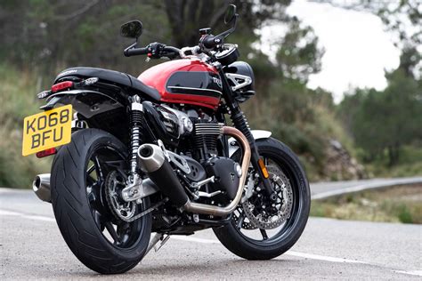 Triumph Speed Twin Review Fast Facts