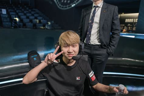 Kt Rolster Signs Cuzz And Aiming To Year Deals Dot Esports