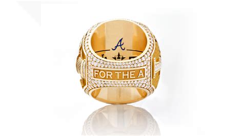 Braves World Series ring pictures what does it look like | 11alive.com