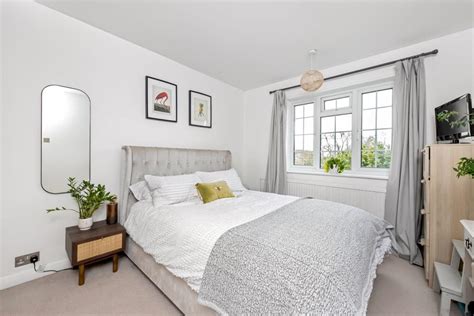 1 Bedroom Apartment For Sale In Hamlet Road Crystal Palace Se19 Pedder