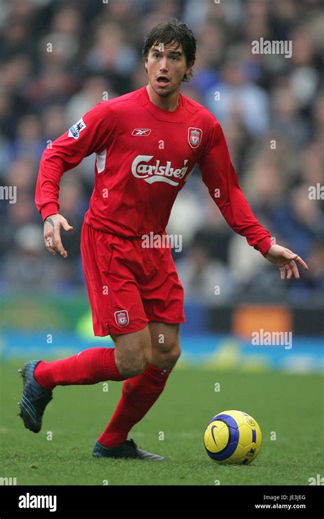 HARRY KEWELL LIVERPOOL FC GOODISON PARK LIVERPOOL 11 December 2004 ...