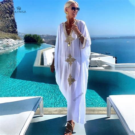 Elle Macpherson Flaunts Her Incredible Figure In Skimpy Bikini Artofit