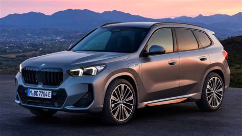 New BMW X1 XDrive30e M Sport Package 2023 PHEV FIRST LOOK Specs