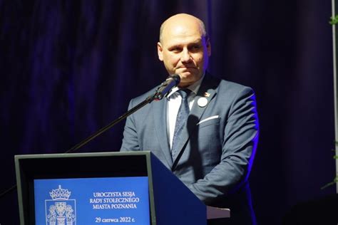 Poseł Szynkowski vel Sęk krytykuje radnych Poznania Przewodniczący