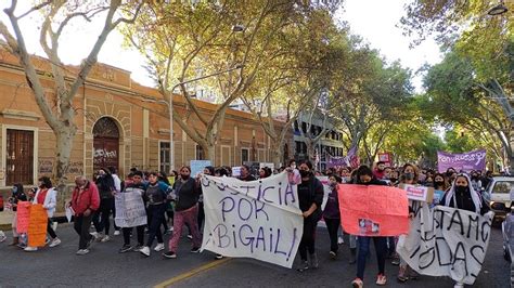 Mendoza Nueva Marcha Por Abigail Carniel