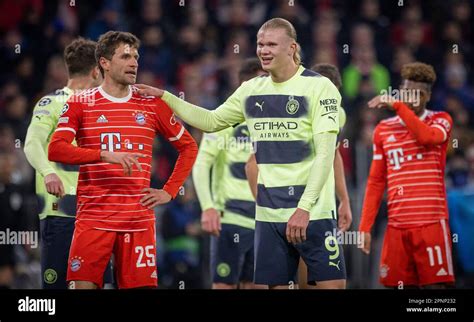 Munic Alemania 19th De Abril De 2023 Thomas Mueller Muenchen Erling Haaland City Fc