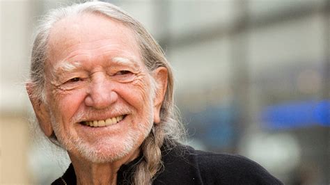 How To Watch Willie Nelson In Tonights Rock And Roll Hall Of Fame Ceremony