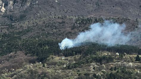 Maranza Incendio Boschivo Sopra Villazzano In Azione Anche L Elicottero